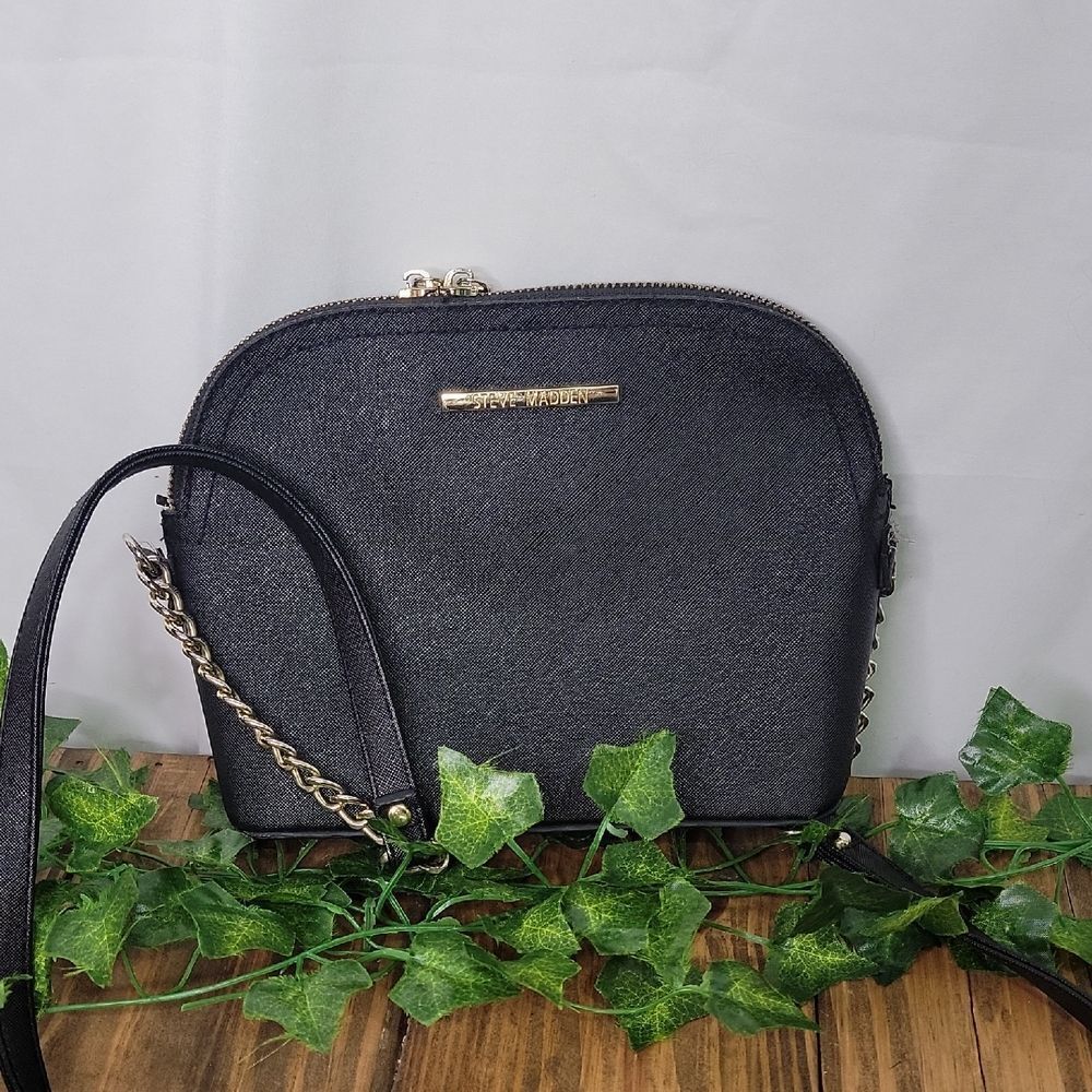 Steve Madden Elegant Black Crossbody Bag